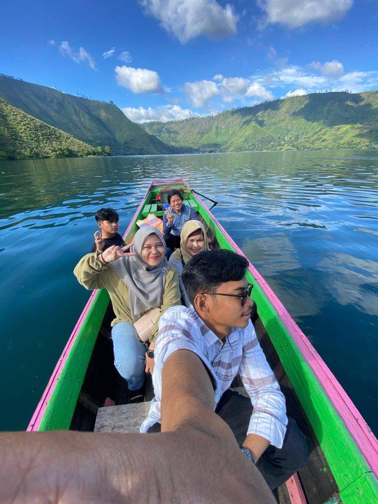 Pakej pelancongan tasik toba